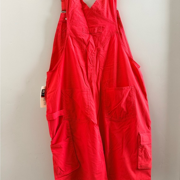 Duluth Trading Co Red Shortalls (Overalls) - Picture 2 of 9